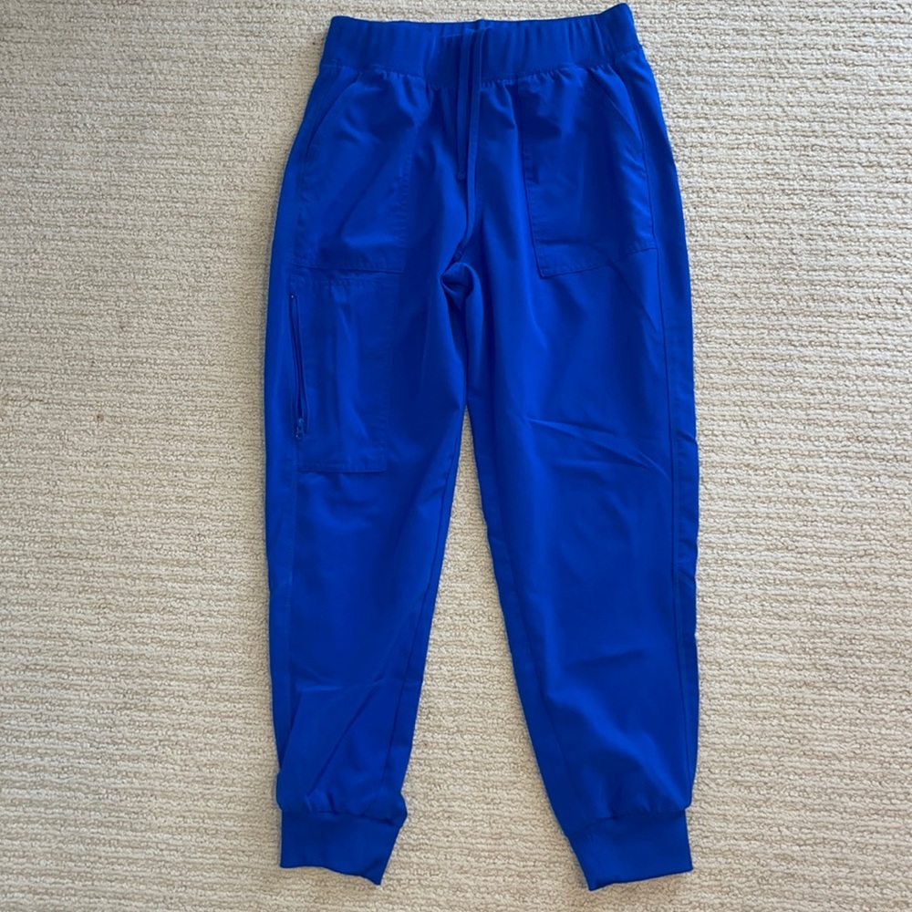 Cherokee Allura Scrubs